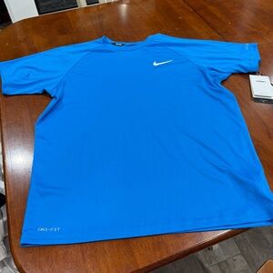 Nike Men's Vibrant Blue Short Sleeve Tee